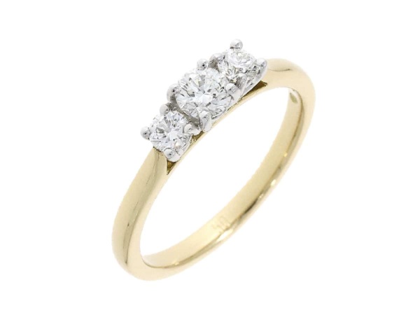 18ct Three Stone Diamond Ring