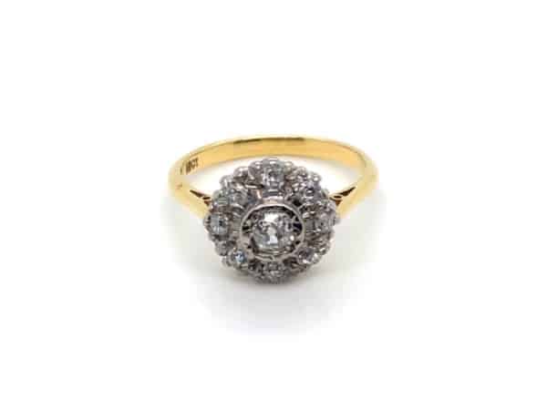 Pre-Owned 18ct Yellow Gold Diamond Cluster Ring
