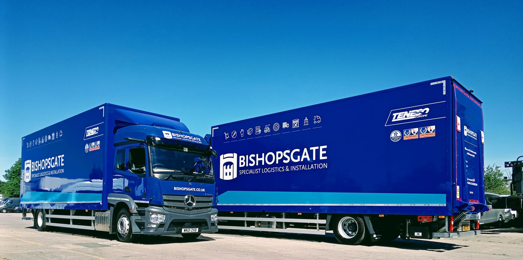 Bishopsgate trucks with new livery