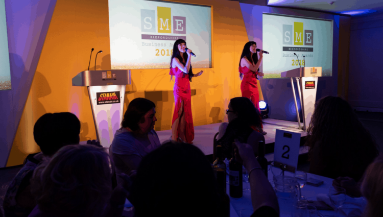 Awards Show Bespoke Dual Screen Set