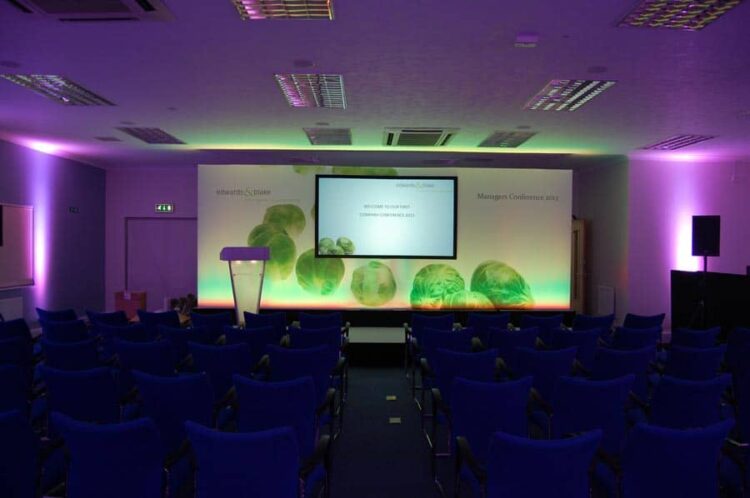 Corporate Event Set