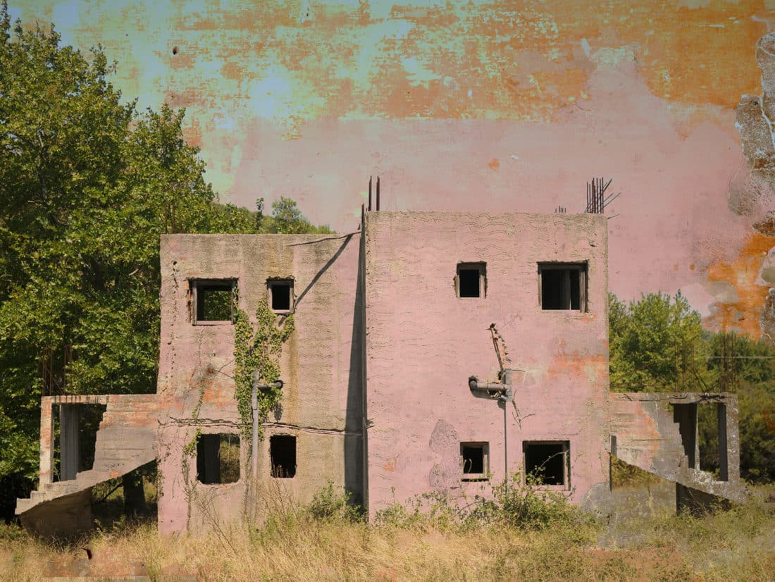 Jo_Dennis_Vacant_Positions_No.6,_2017_Giclée_on_Fine_Art_Photo_Rag_50×37.5cm